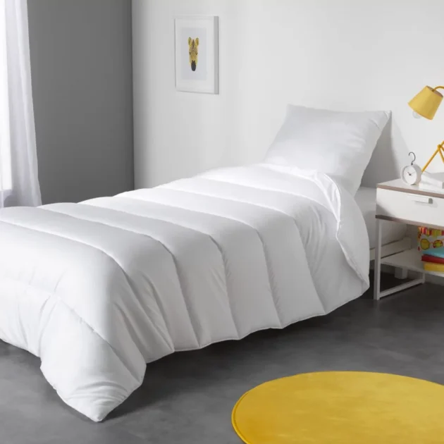 Couette blanche AKhome une place en fibres de silicone